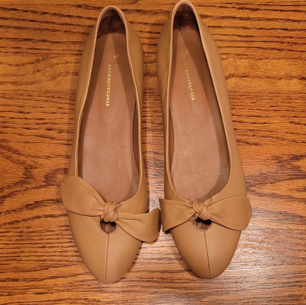 Anthropologie Beige Tan Cream Leather Bow Tie Flats Loafers Shoes Size 40